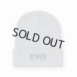 BETWEEN MUSIC STORE LOGO BEANIE (GRAY)