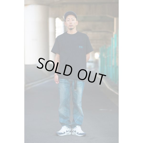 画像5: BETWEEN MUSIC STORE LOGO POCKET T-SHIRT (BLACK) (5)