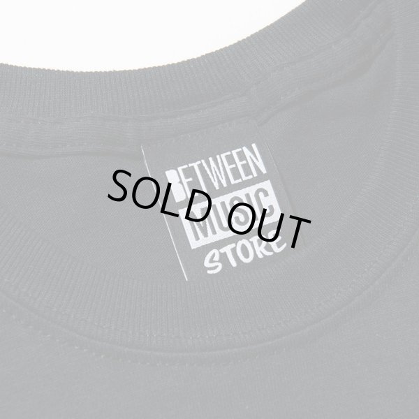 画像3: BETWEEN FRIENDS T-SHIRT (BLACK) (3)